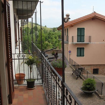 Easy Cosi Affittacamere Barolo Exterior foto