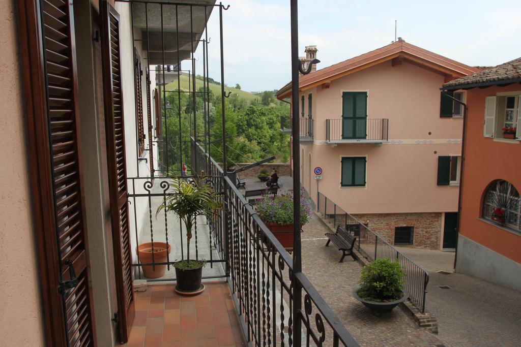 Easy Cosi Affittacamere Barolo Exterior foto